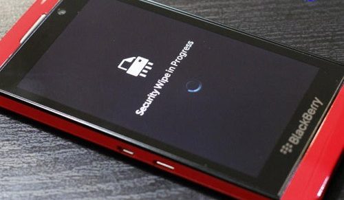 Sửa Blackberry bị treo logo uy tín